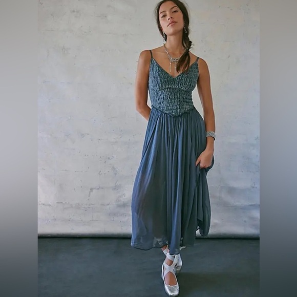 Free People Dresses & Skirts - NWOT Free People Arabesque Velvet/Chiffon Maxi Dress in Flint Stone size S RARE